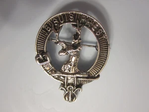 Fraser of Lovat Clan Badge/hat badge. Jeusuis Prest. Silver tone. 30mm x 37mm - Picture 1 of 4