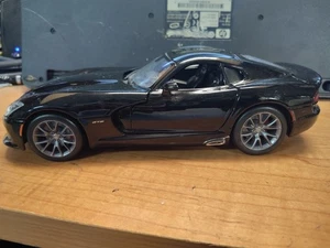 Maisto Dodge SRT Viper GTS Maßstab 1 18 Diecast beschädigt für Ersatzteile - Bild 1 von 19