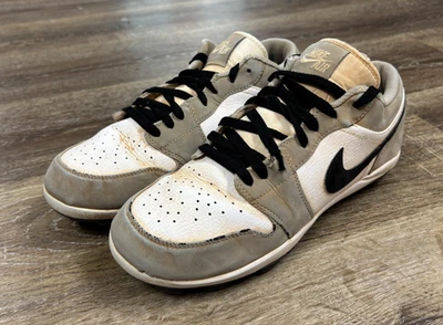 Nike Air Jordan 1 Mens 9.5 Baseball Cleats Shoes CJ8524-012 Retro MCS Low Gray - Image 1 of 4