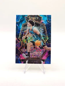 Pistones Cade Cunningham 2022-23 Panini Select Premier Cosmic SP #118 - Imagen 1 de 2