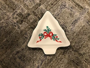 Cinta de Navidad para plato de caramelo International China 157 usada vacaciones de acebo - Imagen 1 de 2