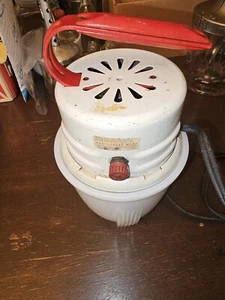 Vintage Montgomery Wards Electric Beater Whip & Milk Glass Jar - Picture 1 of 10