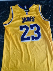 NEW WITH TAGS LEBRON JAMES Lakers 23 jersey  - Picture 1 of 2