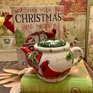 Yankee Candle~Holly/Cardinal Birds~Teapot~w/Lid~Votive Holder~4.5”x5”~Christmas - Picture 1 of 7