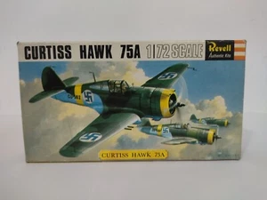 CURTISS HAWK 75A REVELL 1:72 H-658 AÑO 1966 - Imagen 1 de 5