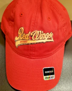 Reebok Womens tail sweep Slouch Hat Red  Detroit Red Wings Baseball Cap nwt NHL - Picture 1 of 5