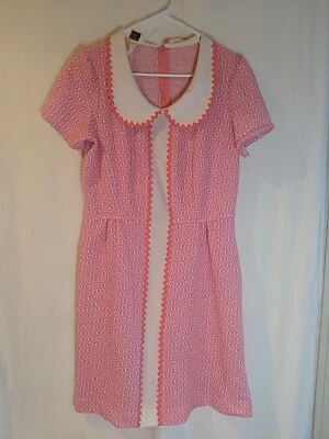 JC Penney Vintage Dress Sz 10 Pink Peter Pan Collar Geometric Pattern Bric Brac  - Image 1 of 4