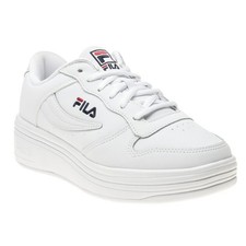 white fila trainers