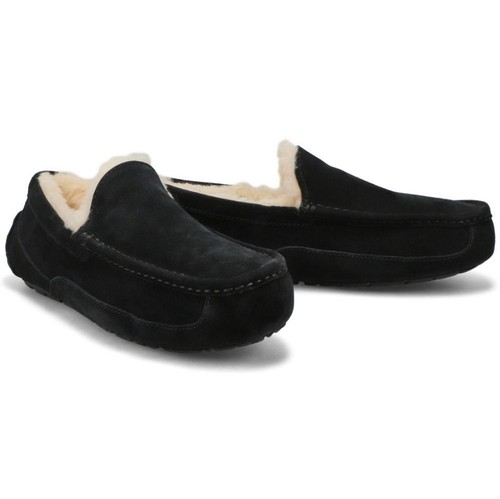 Pantofole UGG nere in pelle scamosciata slip on foderate in lana