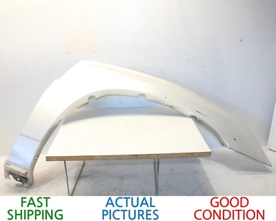 2002 - 2006 凯迪拉克 ESCALADE FRONT FENDER FLARE RIGHT PASSENGER 侧原始设备制造商 — 第 1/4 张图片