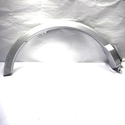 Moldura de guardabarros de apertura de rueda trasera derecha Toyota RAV4 2013-2015 FABRICANTE DE EQUIPOS ORIGINALES 75605-42150 Foto 1 de 4