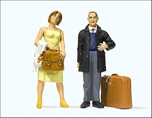 Preiser 45149 1:22,5 LGB; Wartende Reisende - Bild 1 von 1