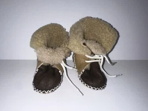 Baby sherpa lined soft sole bootie READ - Picture 1 of 6