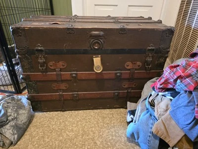 Baúl de vapor antiguo - alrededor de 1900, herrajes y estado originales - V Foto 1 de 2