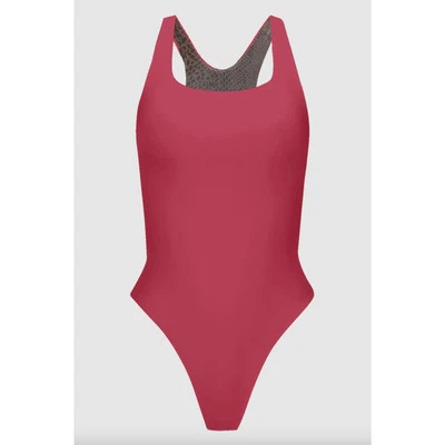 PEPPER Acacia Swim Full One Piece - Berry - High Cut Racerback - Tamanho Grande  - Imagem 1 de 4
