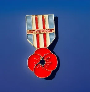 UK GB Red Poppies Pin Enamel Badge BROOCH Veteran Soldier Lest We Forget - Picture 1 of 3