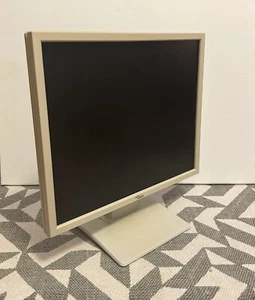 Fujitsu Monitor E19-8 (19 Zoll) - Bild 1 von 4