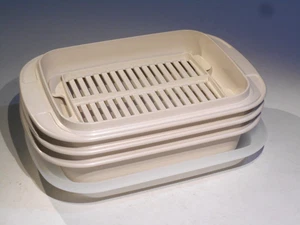 Vintage Tupperware Ultra 5 Piece Set Microwave/Oven Roaster Pans - Picture 1 of 3