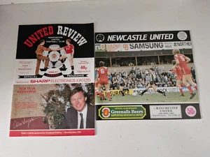 OFFICIAL PROGRAMMES-MANCHESTER UNITED V NEWCASTLE UNITED- LEAGUE GAMES- 1986/87 - Picture 1 of 1