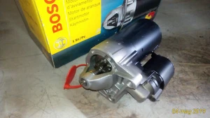 Bosch 0986018400 STARTER MOTOR for Volvo V40-S40 Renault Laguna / Starter - Picture 1 of 2