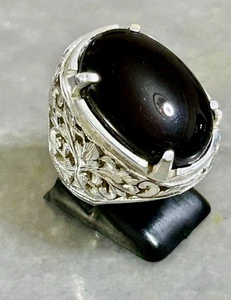 Carnelian Agate on Sterling Silver Ring with Traditional Carved Floral Motif - Picture 1 of 6