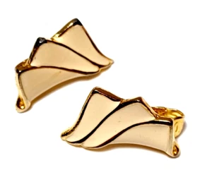 Emaille Ohrringe 90er creme weiß goldfarben Wellen plissiert Form ClipOn Vintage 1" - Bild 1 von 17