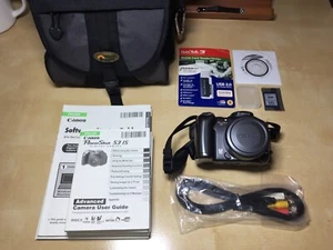 Canon PowerShot S3 IS - 6.0 MP - Digital Camera with Accessories and Bag - Picture 1 of 12