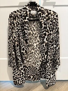 Chaqueta drapeada Calvin Klein mediana Flyaway frente abierto manga larga estampado de leopardo - Imagen 1 de 10