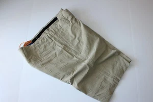 Tommy Bahama Shorts On The Green Stone Khaki T817025 New 32 Waist - Picture 1 of 4