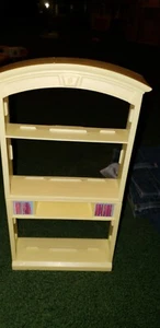 Barbie Doll Dreamhouse Furniture - Yellow Entertainment Center - 2002 - Picture 1 of 2