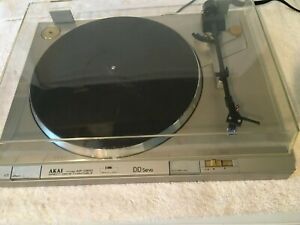 AKAI AP-D210 Direct Drive Turntable, Tested, Clean, Works as it should
