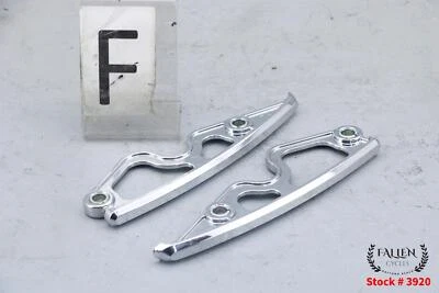 Harley Road King 2018 juego de inserciones de soporte de alforja cromo 90200547 Foto 1 de 4