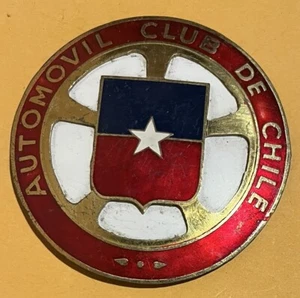 Insignia Auto Car Club Chile Automóvil Club de Chile metal y esmalte - Imagen 1 de 2