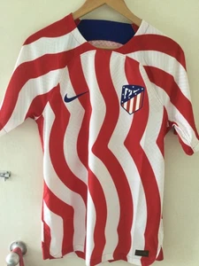 Small Mens Nike 2022 Athletico Madrid Home shirt - Picture 1 of 3
