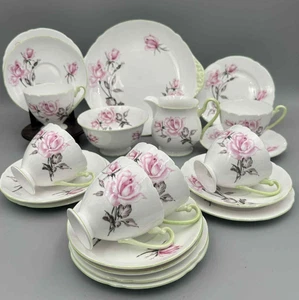 Shelley England 21 Piece Vintage Pink Roses with Pastel Trim Tea Set. - Picture 1 of 4