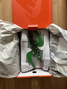 Nike Blazer Bajo SACAI X Verde/Blanco DD1877-001 UK8/US9/EU42.5 NUEVO EN CAJA - Imagen 1 de 8