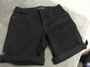 Dkny Black Roll Up Jean Style Shorts Size 8 - Picture 1 of 5