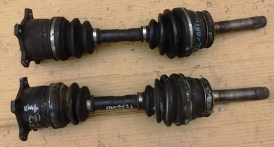 Arbre d'essieu moteur Nissan Terrano CV 28 dents / cannelures d'occasion - Photo 1/4