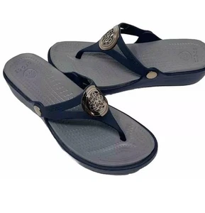 Crocs Sanrah Circle Wedge Flip Flops Sandals Women's size 10 NAVY GOLD - Picture 1 of 7
