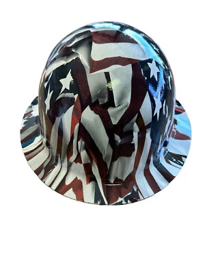 Каска с гидравлическим погружением MSA Skullgard с полями на заказ с американскими флагами - Изображение 1 из 4