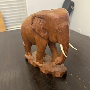 Hand Carved Teak Elephant Vintage Wooden Figurine Wood Statue Thailand Sculpture - Picture 1 of 9