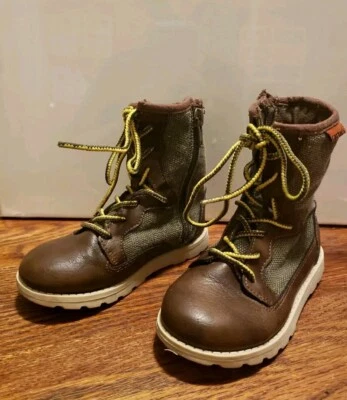 Botas Carter's Boys Buddy 3-CR Casual EUA 8 Cadarço e Zíper Sider Levemente Usadas - Imagem 1 de 4