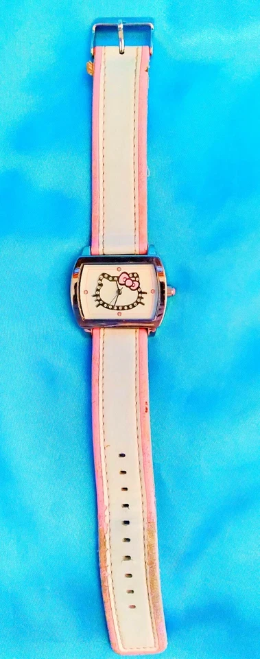 HELLO KITTY - Reloj trasero de cuarzo de acero inoxidable rosa blanco 2005 con correa Foto 1 de 4