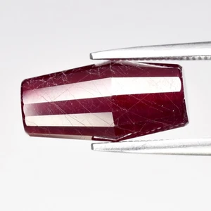 💎 6.78ct 13.5x6.5mm Fancy Red Ruby - Heated Glass Filled, Africa Gemstone - Picture 1 of 4