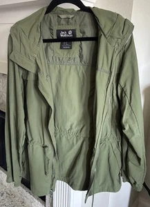 Jack Wolfskin Damen Softshell Jacke mit Kapuze grün XL Rucksack Reißverschlusstasche - Bild 1 von 16