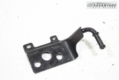 AUDI A4 QUATTRO 2017-2024 TUBO DE ESCAPE LADO DERECHO AISLADOR SOPORTE DE MONTAJE OEM Foto 1 de 4