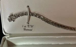 1 carat TW Dianmond with Silver Bracelet and Box - Picture 1 of 3