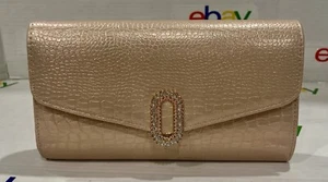 Women’s Hand Clutch Bag Alligator Pattern Metallic Rose Pink Rhinestone Embossed - Picture 1 of 6
