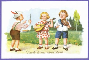 LETONIA NIÑOS tocando MÚSICA VIOLÍN POSTAL VINTAGE 7357 - Imagen 1 de 2