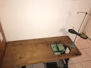 Wicox And Gibbs Industrial Serger - Picture 1 of 2